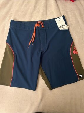 NWT Billabong Men’s Navy, Olive & Orange Board Shorts